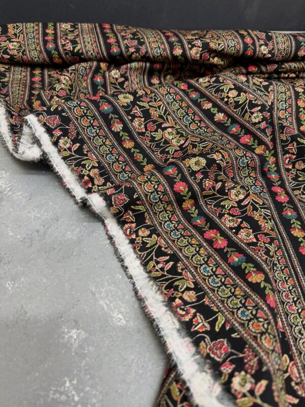img_0829 Nakış Bahçesi / Poplin Kumaş
